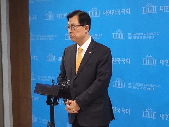 이만희 국민의힘 의원은 31일 최고위원에 출마하겠다는 뜻을 밝혔다. = 박성현 기자