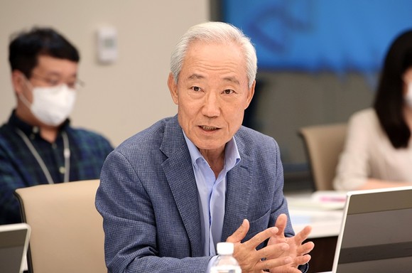 김종훈 이사회 의장이 기업의 역할 강화를 통한 사업구조 혁신을 강조했다. ⓒ SK이노베이션