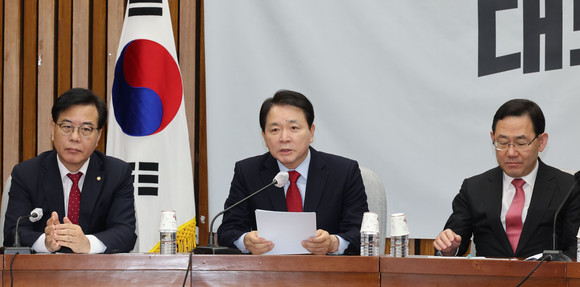 성일종 국민의힘 정책위의장이 지난 10일 오전 서울 여의도 국회에서 열린 현안점검회의에서 발언하고 있다. ⓒ 연합뉴스