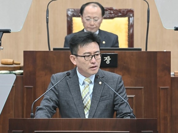 박병준 사천시의원이 먹거리통합지원센터 건립과 반려동물테마파크 조성사업에 집행부의 관심을 당부하고 있다. ⓒ 프라임경제