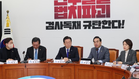 더불어민주당 박홍근 원내대표가 오늘 오전 국회에서 열린 최고위원회에서 발언하고 있다. ⓒ 연합뉴스