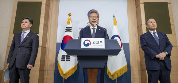 박진 외교부 장관이 '일제 강제징용 보상'과 관련해 정부의 입장을 발표하고 있다. ⓒ 연합뉴스