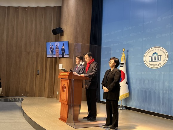 안철수·황교안 국민의힘 전당대회 당 대표 후보가 대통령실 전당대회 개입 의혹과 울산 땅 문제 등 의혹이 해결되지 않았다며 김기현 후보의 사퇴를 요구했다. ⓒ 프라임경제