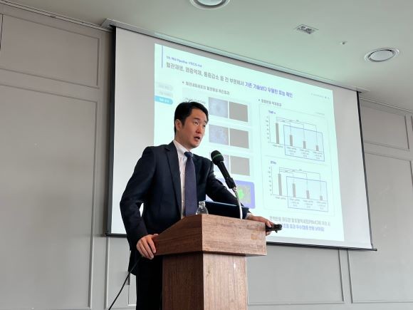 강세일 에스바이오메딕스 대표가 8일 기업공개(IPO) 기자간담회에서 회사를 소개하고 있다. = 이정훈 기자
