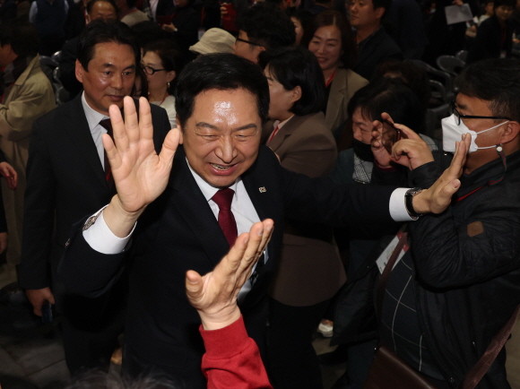 김기현 국민의힘 의원이 과반 이상을 얻어 당대표가 됐다. ⓒ 연합뉴스