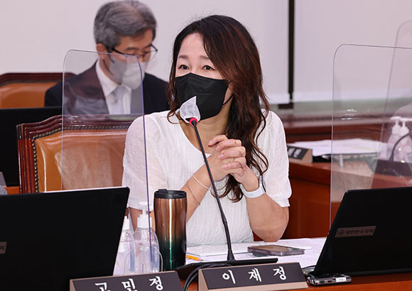 이재정 의원 등 더불어민주당 측에서는 13일 국회 외교통일위원회 전체회의 개최를 주장하고 있다. ⓒ 연합뉴스