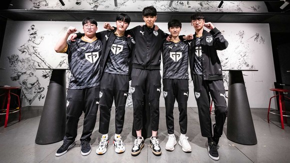 2023 LCK 스프링 9주 차에서 2위 경쟁을 펼칠 젠지. ⓒ LCK