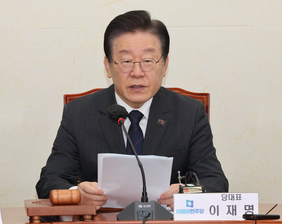 이재명 더불어민주당 대표가 22일 열린 최고위원회의에서 발언하고 있다. ⓒ 연합뉴스