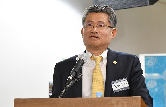 제12대 한국인터넷신문협회 이의춘 회장이 당선 소감을 밝히고 있다. ⓒ 한국인터넷신문협회