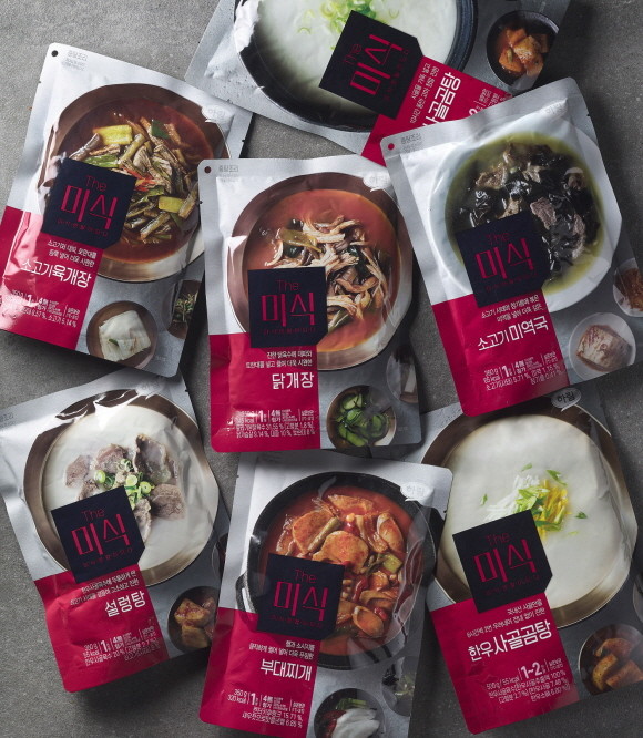 하림이 신선한 재료와 셰프의 레시피로 유명 맛집 수준의 풍미를 살린 The미식(더미식) 상온 국물요리 신제품 7종을 출시하며 국물요리 라인업 확대에 나선다. © 하림