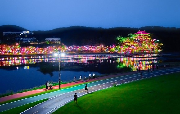 지난해 2022년 형산강 연등문화축제 현장 모습. ⓒ 경주시청