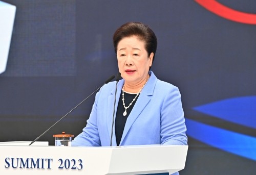 특별연설을 하고 있는 한학자 총재. ⓒ 세계평화가정연합