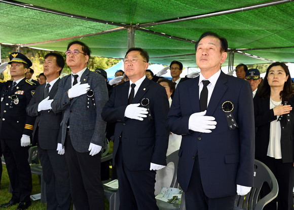문경시는 지난 6일 제68회 현충일 추념식을 거행했다. ⓒ 프라임경제