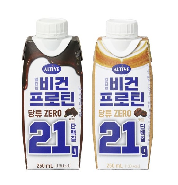 CJ제일제당의 식물성 음료 브랜드 '얼티브'가 단백질 함량을 높인 '얼티브 비건 프로틴' 2종(초코·커피맛)을 출시한다. ⓒ CJ제일제당