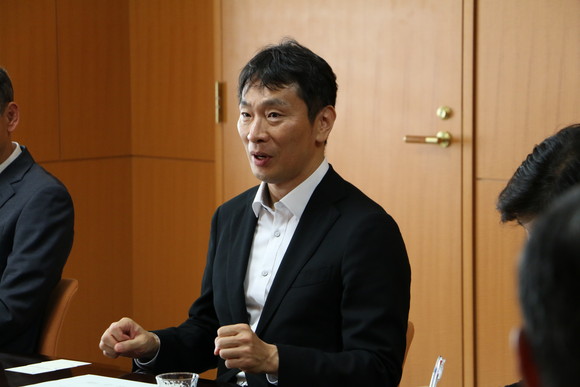24일 이복현 금감원장이 24일 쿠리타 테루히사 장관을 만나 금융감독 셔틀미팅 재개 방안을 논의했다. ⓒ 금융감독원