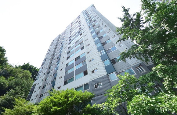 조합설립을 앞둔 남산타운은 리모델링 사업 본격화를 예고하고 있다. ⓒ 네이버지도
