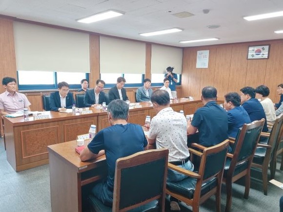 화순군은 25일 대한석탄공사 화순사무지소에서 폐광 후속대책 마련 회의를 개최했다. ⓒ 화순군