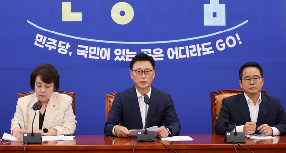 박광온 더불어민주당 원내대표가 3일 국회에서 열린 정책조정회의에서 발언하고 있다. ⓒ 연합뉴스