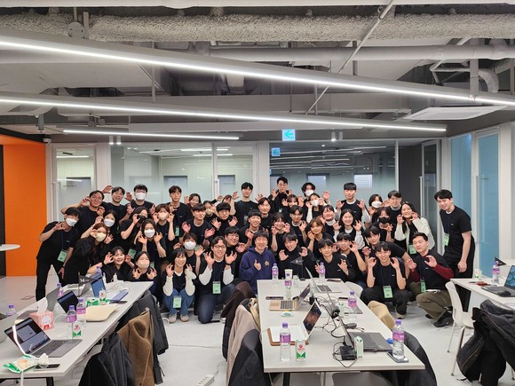 멋쟁이사자처럼이 고용노동부가 주관하는 K-디지털 트레이닝 사업의 단기 심화 과정 훈련기관으로 선정됐다. ⓒ 멋쟁이사자처럼