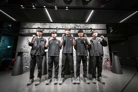 LCK 3번 시드로 LoL 월드 챔피언십에 출전하는 KT 롤스터. ⓒ LCK