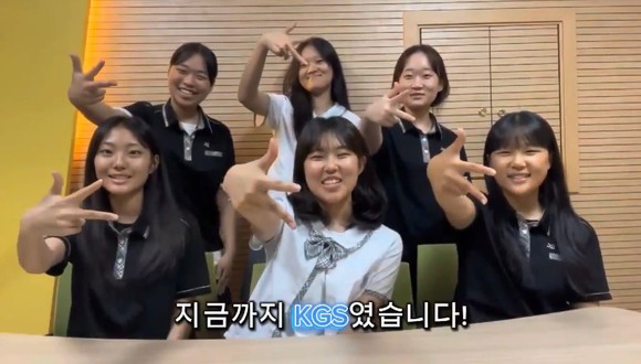 김천여자고등학교에서 전동킥보드의 위험성과 안전수칙 준수의 중요성을 알리기 위해 추리만화 '명탐정 코난'을 패러디한 UCC 동영상 일부 이미지. ⓒ 김천소방서