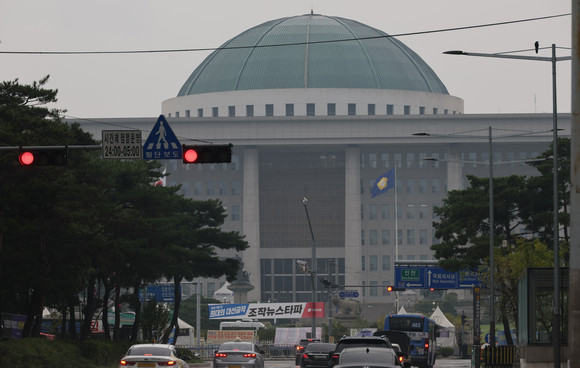 국회는 21일 더불어민주당 이재명 대표 체포동의안과 한덕수 국무총리 해임 건의안을 표결할 예정이다. ⓒ 연합뉴스