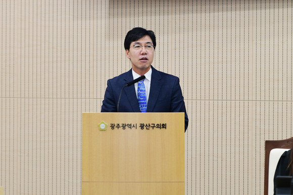 윤영일 광산구의원이 19일 제282회 광산구의회 임시회 제2차 본회의에서 '신창동 선사 유적지의 광주 대표 관광자원 육성'을 주제로 5분 자유발언을 갖고 방치되고 있는 '신창동 선사 유적지'의 문제점을 지적했다. ⓒ 프라임경제
