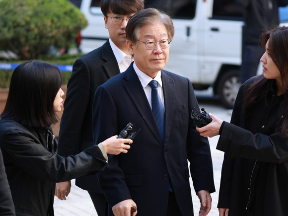 이재명 더불어민주당 대표가 17일 서울중앙지법에 출석했다. ⓒ 연합뉴스