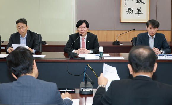 김소영 금융위원회 부위원장이 18일 금융시장 현안 점검·소통회의에서 현재 금융시장 상황과 향후 위험요인, 대응방안 등에 대해 논의했다. ⓒ 금융위원회