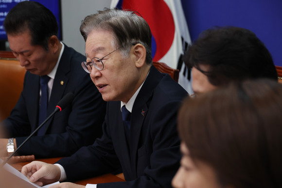 이재명 더불어민주당 대표가 23일 국회에서 열린 최고위원회의에서 발언하고 있다. ⓒ 연합뉴스