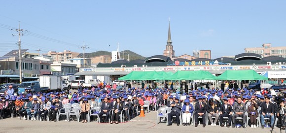 고흥군 녹동전통시장 한마음축제에 모인 인파들. ⓒ 고흥군