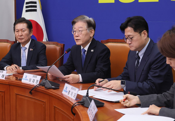 이재명 더불어민주당 대표가 1일 국회에서 열린 최고위원회의에서 발언하고 있다. ⓒ 연합뉴스