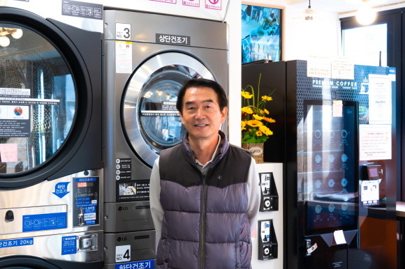 손일우 AMPM워시큐 숭실대역점 점주. © AMPM워시큐