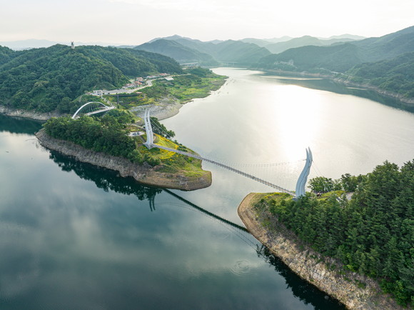 영주댐 주변 용마루 공원 전경. ⓒ 영주시