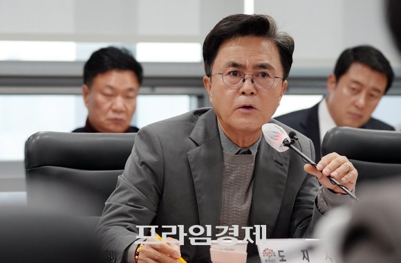 김태흠 지사 27일 제46차 실국원장회의 보습. ⓒ 프라임경제