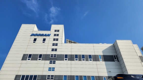 두산로보틱스의 경기 수원 생산공장 전경. = 조택영 기자