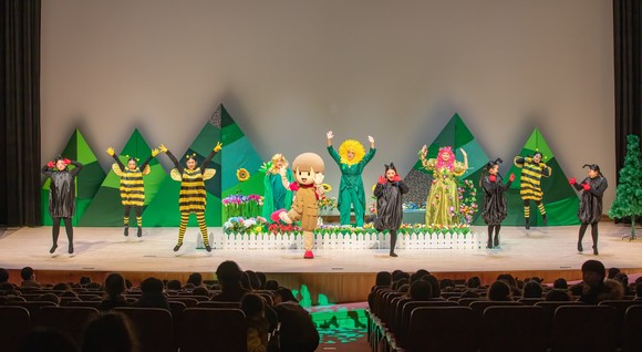 지난 16일 시청 대강당에서 소통 캐릭터 당진이를 주인공으로 하는 어린이 교육 연극 공연 모습. ⓒ 당진시