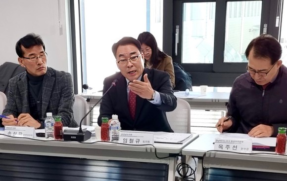 임철규 의원이 사천 정주여건 개선과 인프라 확충을 위한 국·도비 확보를 강조하고 있다. ⓒ 경남도의회