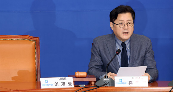 홍익표 더불어민주당 원내대표가 15일 국회에서 열린 최고위원회의에서 발언하고 있다. ⓒ 연합뉴스
