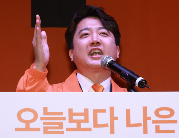이준석 개혁신당 대표는 대통령실의 한 위원장 사퇴 요구는 '애초에 기획된 것'이라고 주장하고 있다. ⓒ 연합뉴스