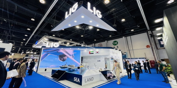 UAE 로봇·무인 분야 전시회 'UMEX 2024'에 참가한 LIG넥스원의 홍보전시관. ⓒ LIG넥스원