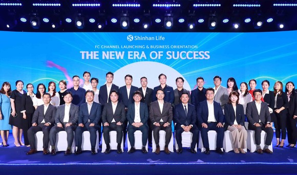 신한라이프 베트남 법인의 전속 영업 조직 '재정 컨설턴트(FC)채널'이 공식 출범했다. ⓒ 신한라이프