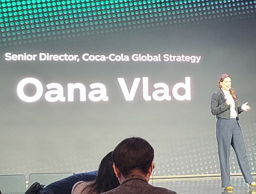 20일 여의도 페어몬트 앰배서더 서울에서 열린 기자간담회에서 '코카콜라 제로 한류'를 소개하고 있는 오아나 블라드 코카콜라 글로벌 전략 시니어 디렉터. = 추민선 기자