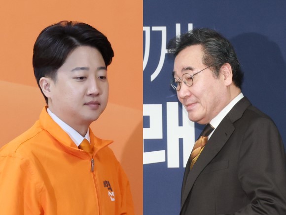 이준석 개혁신당 대표(왼쪽)가 21일 국회에서 열린 최고위원회의에 참석하고 있다. 이낙연 새로운미래 대표(오른쪽)가 같은 날 새로운미래 당사에서 열린 책임위원회의에 입장하고 있다. ⓒ 연합뉴스