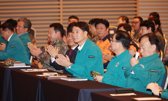 이상래 의장은 22일 대전컨벤션센터 그랜드볼룸홀에서 열린 '2024년 지방통합방위회의'에 참석해 관계자들을 격려했다. ⓒ 의회사무국
