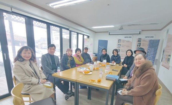 광산구는 문화관광해설사들이 하루 근무수당을 모아 광산구투게더 나눔문화재단에 기부했다. ⓒ 광산구