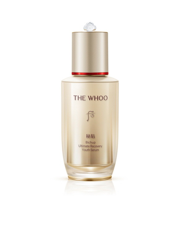 LG생활건강의 궁중 피부과학 럭셔리 코스메틱 더후는 피부 노화 완화 성분인 'NAD+'를 화장품에 구현한 고효능 안티에이징 솔루션 '비첩 자생 에센스' 4세대를 출시했다. © LG생활건강