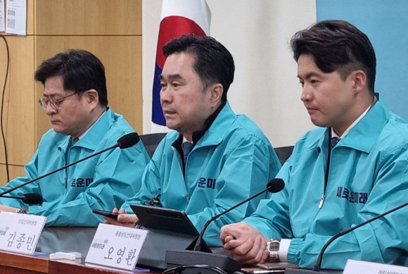 김종민 새로운미래 상임선거대책위원장이 지난 18일 오전 서울 여의도 국회의원회관에서 열린 선대위 2차 회의에서 모두발언을 하고 있다. ⓒ 새로운미래