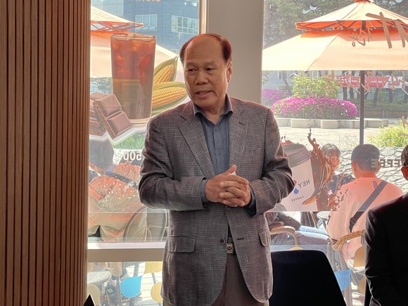 남석현 제니엘플러스 대표가 인사말을 하고있다. = 김이래 기자