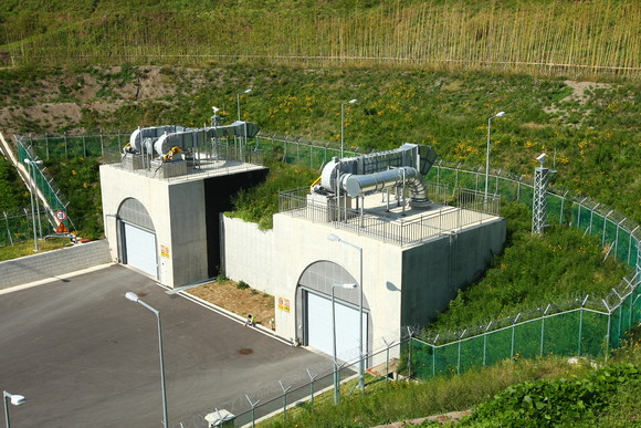 경주 중저준위 방폐장 동굴 입구. ⓒ 한국원자력환경공단